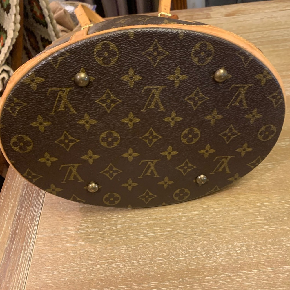 Louis Vuitton authentic monogram, GM bucket bag - Picture 15 of 16